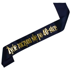 Czarna szarfa Życie Zaczyna się po 40-stce
