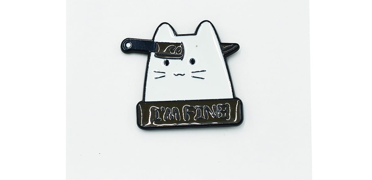 Kot I'm Fine  - Zabawna przypinka Pin